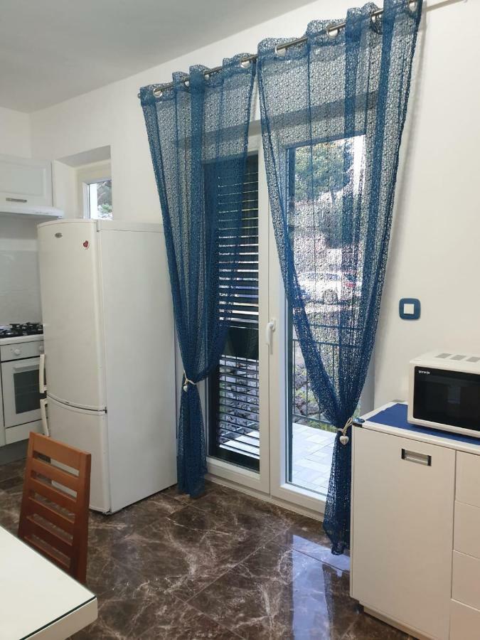 Apartman Pobuk Примоштен Екстер'єр фото